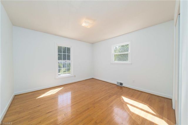 2634 Weymoth Road, Winston-salem, NC 27103