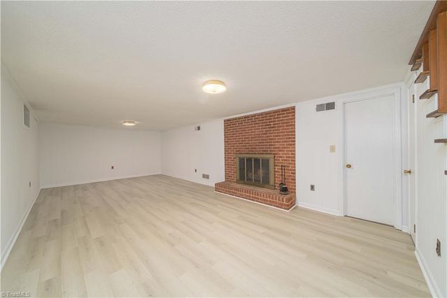 2634 Weymoth Road, Winston-salem, NC 27103