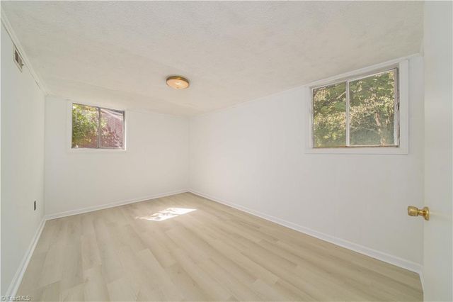 2634 Weymoth Road, Winston-salem, NC 27103