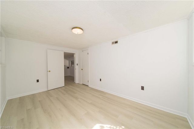 2634 Weymoth Road, Winston-salem, NC 27103