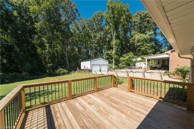 2634 Weymoth Road, Winston-salem, NC 27103