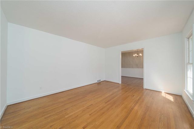 2634 Weymoth Road, Winston-salem, NC 27103