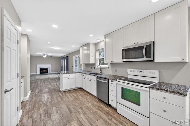 79 Four Winds Drive, St Peters, MO 63376