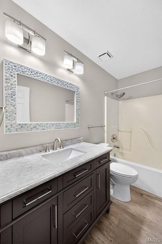 79 Four Winds Drive, St Peters, MO 63376