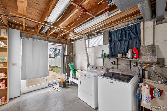 79 Four Winds Drive, St Peters, MO 63376