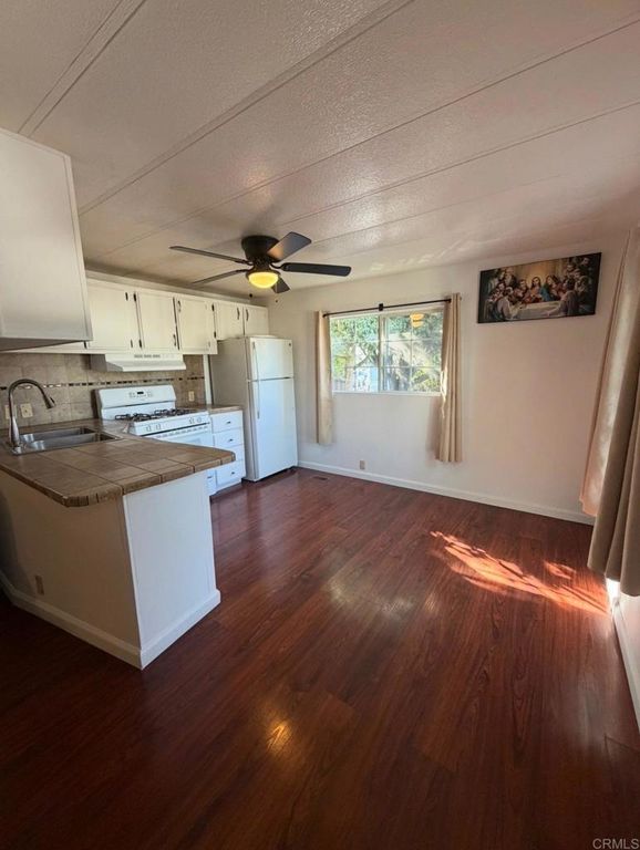 1455 Alturas Rd 89, Fallbrook, CA 92028 — exterior