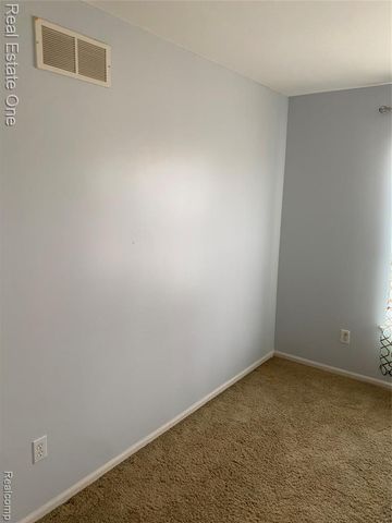 39206 Silverthorne Bend, Farmington Hills, MI 48331