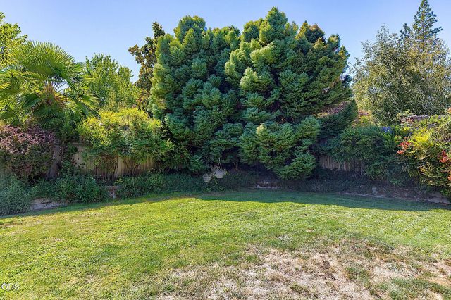 2713 SW Trinity Way, Grants Pass, OR 97527