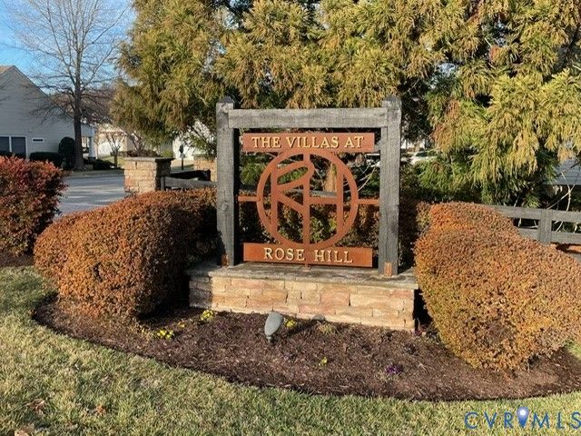 7463 Meadow Haven Cir, Mechanicsville, VA 23111