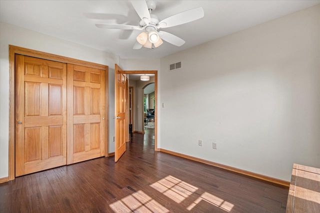6797 Jamestown DRIVE, West Bend, WI 53090