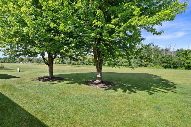 6797 Jamestown DRIVE, West Bend, WI 53090