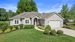 6797 Jamestown DRIVE, West Bend, WI 53090