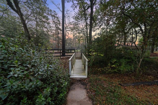 22323 Roberts Cemetery Road, Hockley, TX 77447