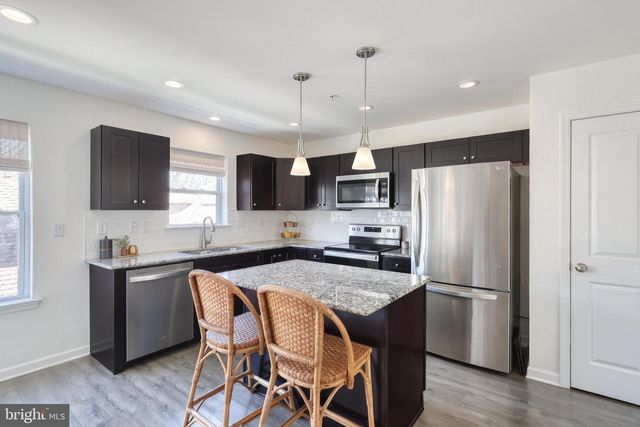 125 HIGH POINTE DR, Hummelstown, PA 17036