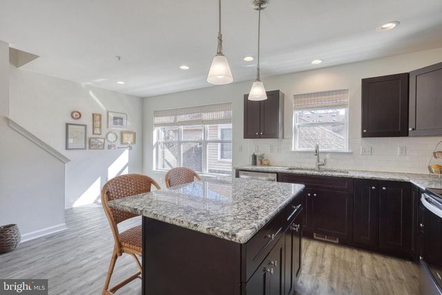 125 HIGH POINTE DR, Hummelstown, PA 17036