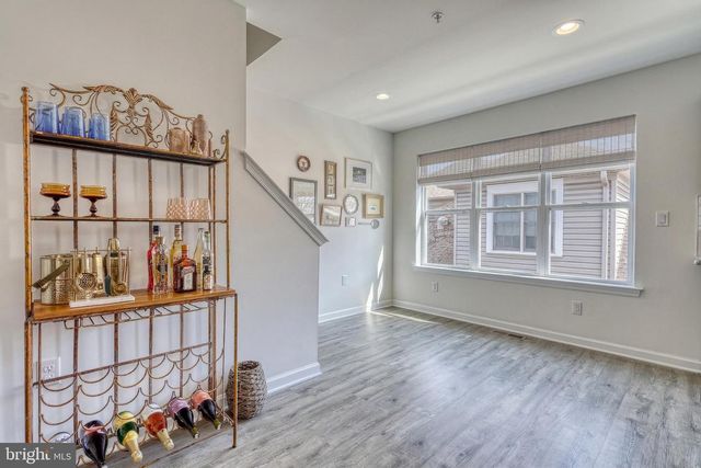 125 HIGH POINTE DR, Hummelstown, PA 17036