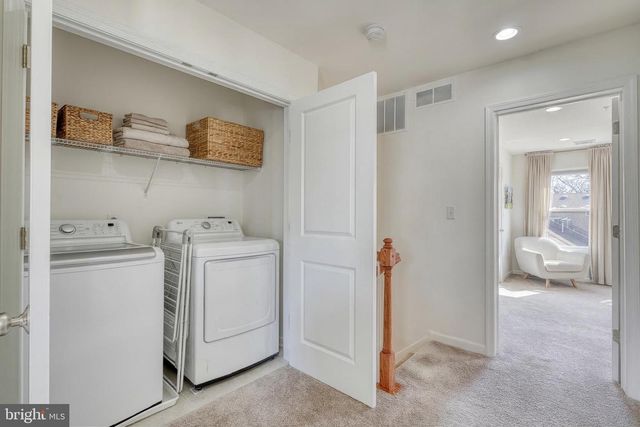 125 HIGH POINTE DR, Hummelstown, PA 17036