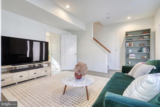 125 HIGH POINTE DR, Hummelstown, PA 17036