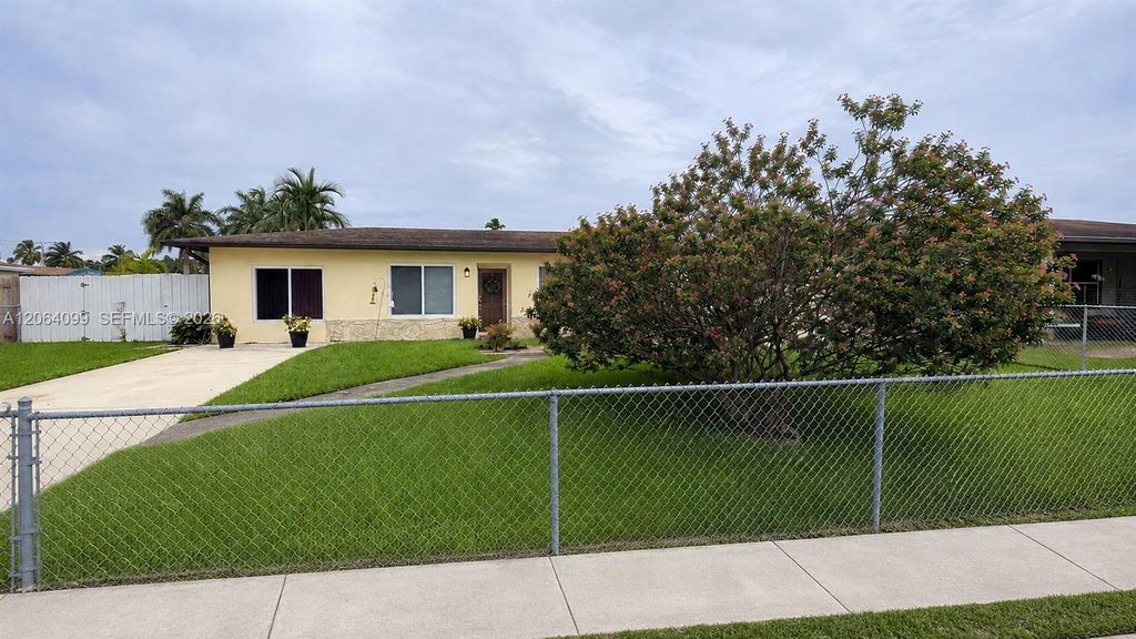 2675 SW 119th Court, Miami, FL 33175
