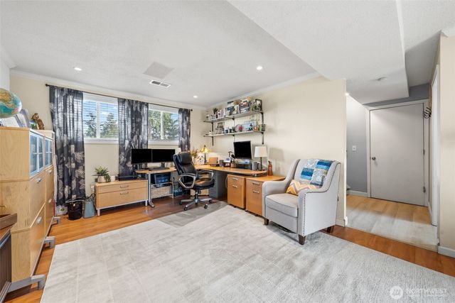 32719 40th Avenue SW, Federal Way, WA 98023