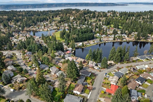 32719 40th Avenue SW, Federal Way, WA 98023