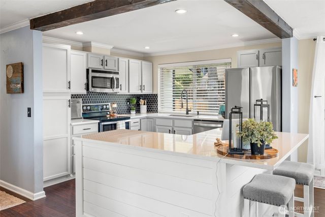 32719 40th Avenue SW, Federal Way, WA 98023