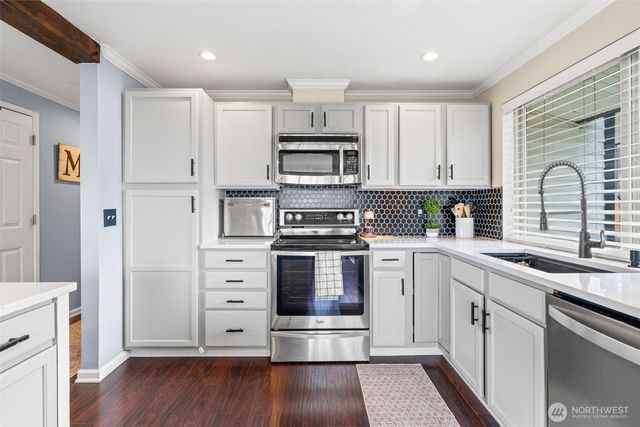 32719 40th Avenue SW, Federal Way, WA 98023