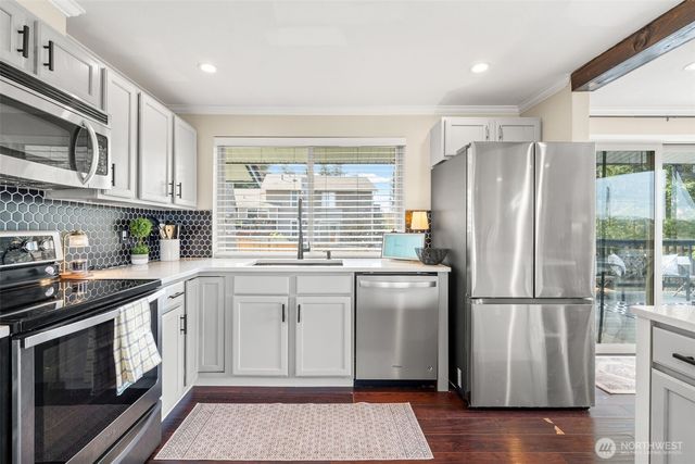 32719 40th Avenue SW, Federal Way, WA 98023