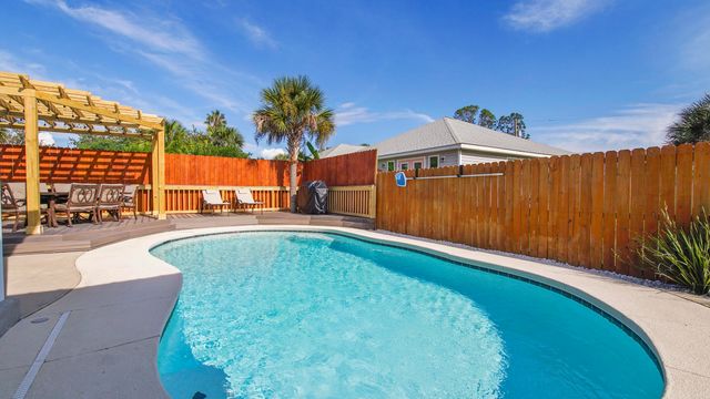 3521 Treasure Circle, Panama City Beach, FL 32408