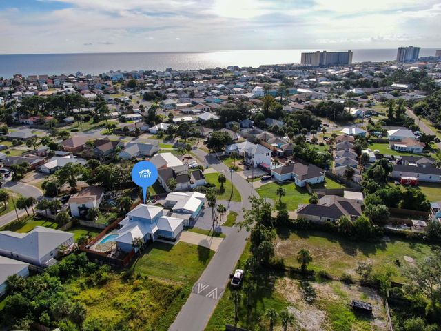 3521 Treasure Circle, Panama City Beach, FL 32408