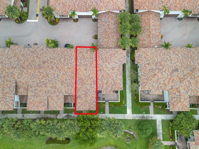 4758 Sierra Lane, Coconut Creek, FL 33073