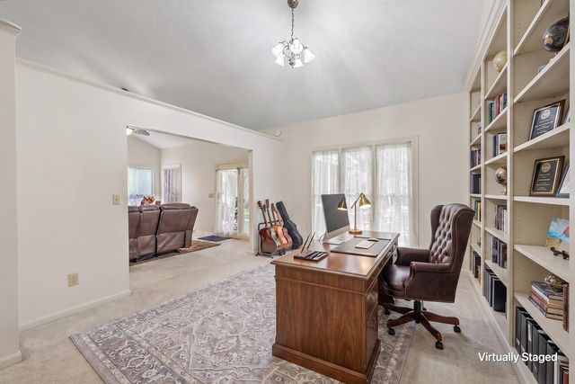 118 King Charles Circle, Summerville, SC 29485