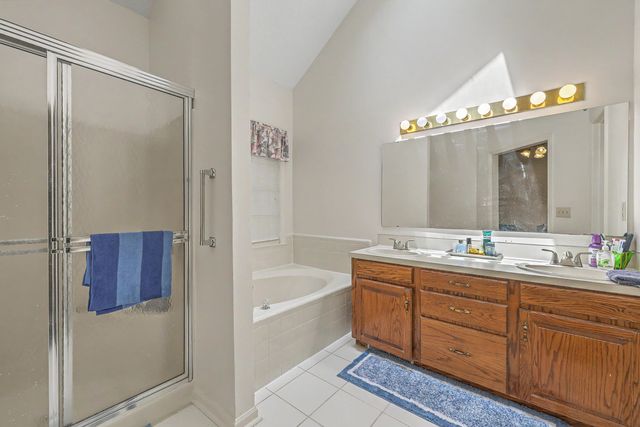 118 King Charles Circle, Summerville, SC 29485