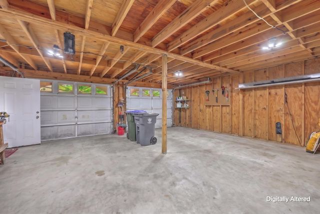 118 King Charles Circle, Summerville, SC 29485