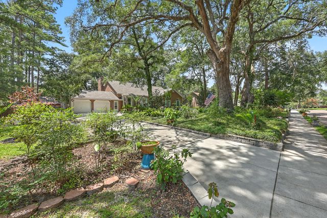 118 King Charles Circle, Summerville, SC 29485