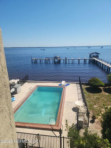 212 ST JOHNS Avenue 201, Green Cove Springs, FL 32043