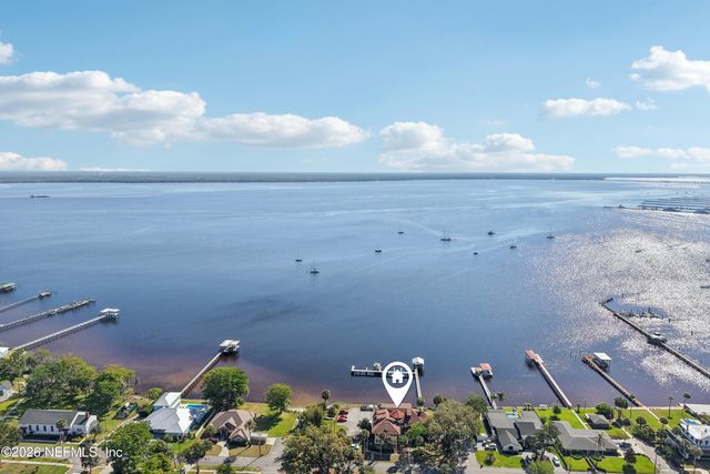 212 ST JOHNS Avenue 201, Green Cove Springs, FL 32043