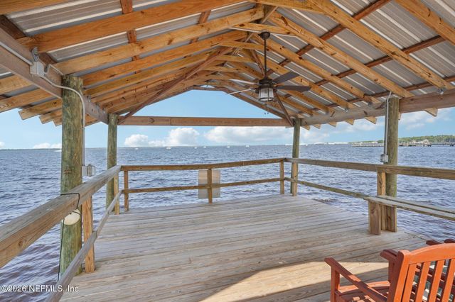 212 ST JOHNS Avenue 201, Green Cove Springs, FL 32043