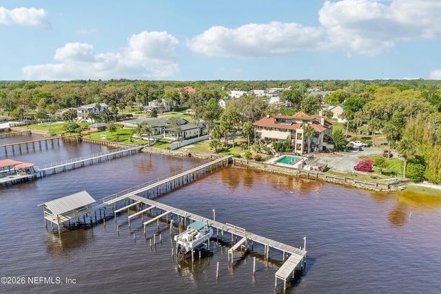 212 ST JOHNS Avenue 201, Green Cove Springs, FL 32043