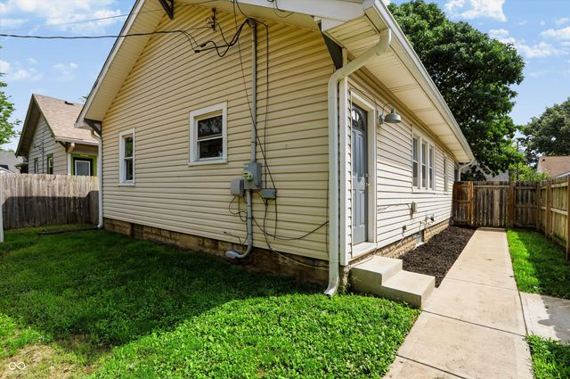 836 Tecumseh Street, Indianapolis, IN 46201