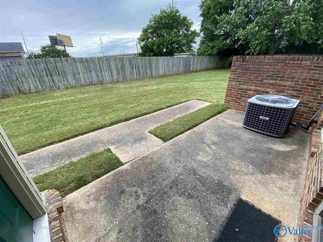 8136 Oldfield Road 6, Huntsville, AL 35802