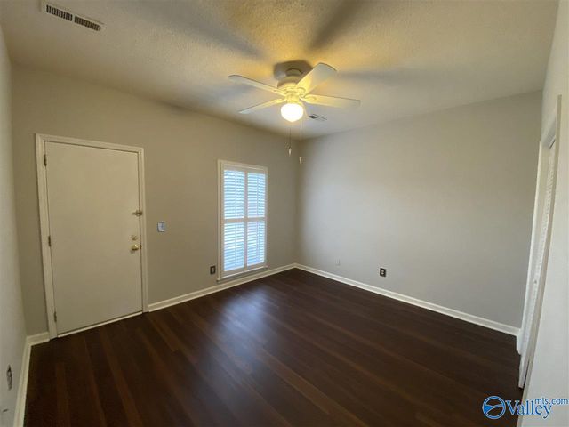 8136 Oldfield Road 6, Huntsville, AL 35802