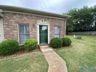 8136 Oldfield Road 6, Huntsville, AL 35802