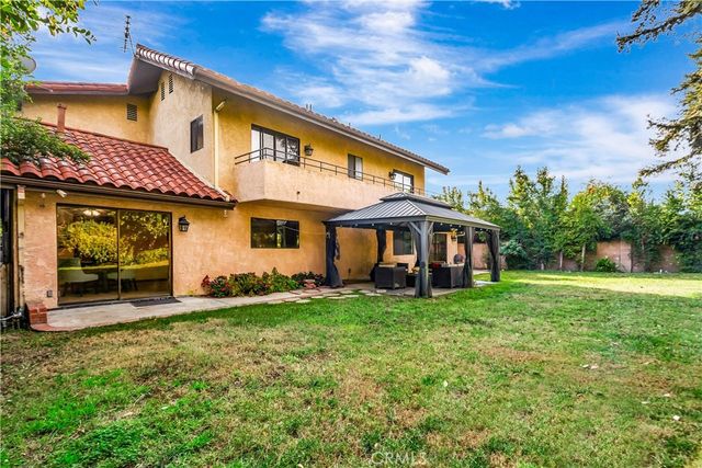 19445 Plummer, Northridge, CA 91324