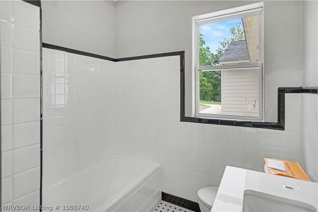 3520 S O Street, Fort Smith, AR 72903