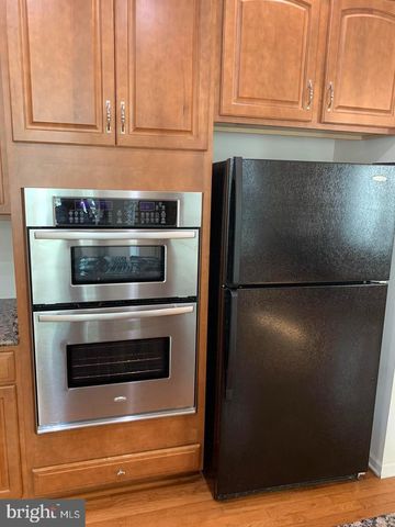 25645 AMERICA SQ, Chantilly, VA 20152