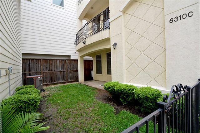 6310 Hamman Street C, Houston, TX 77007