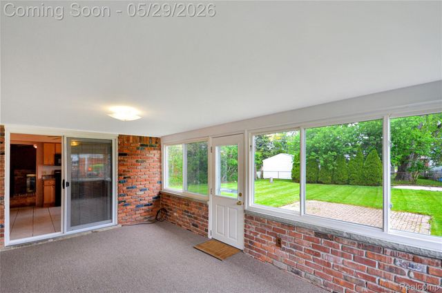 31139 Tecla Drive, Warren, MI 48088