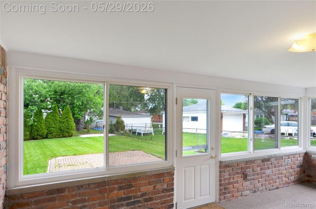 31139 Tecla Drive, Warren, MI 48088