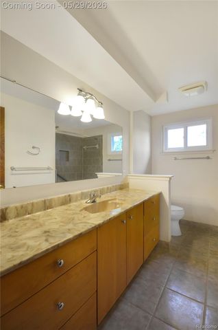 31139 Tecla Drive, Warren, MI 48088